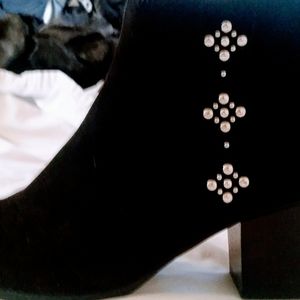 Ladies Black Suede Boots w/silver embellishments